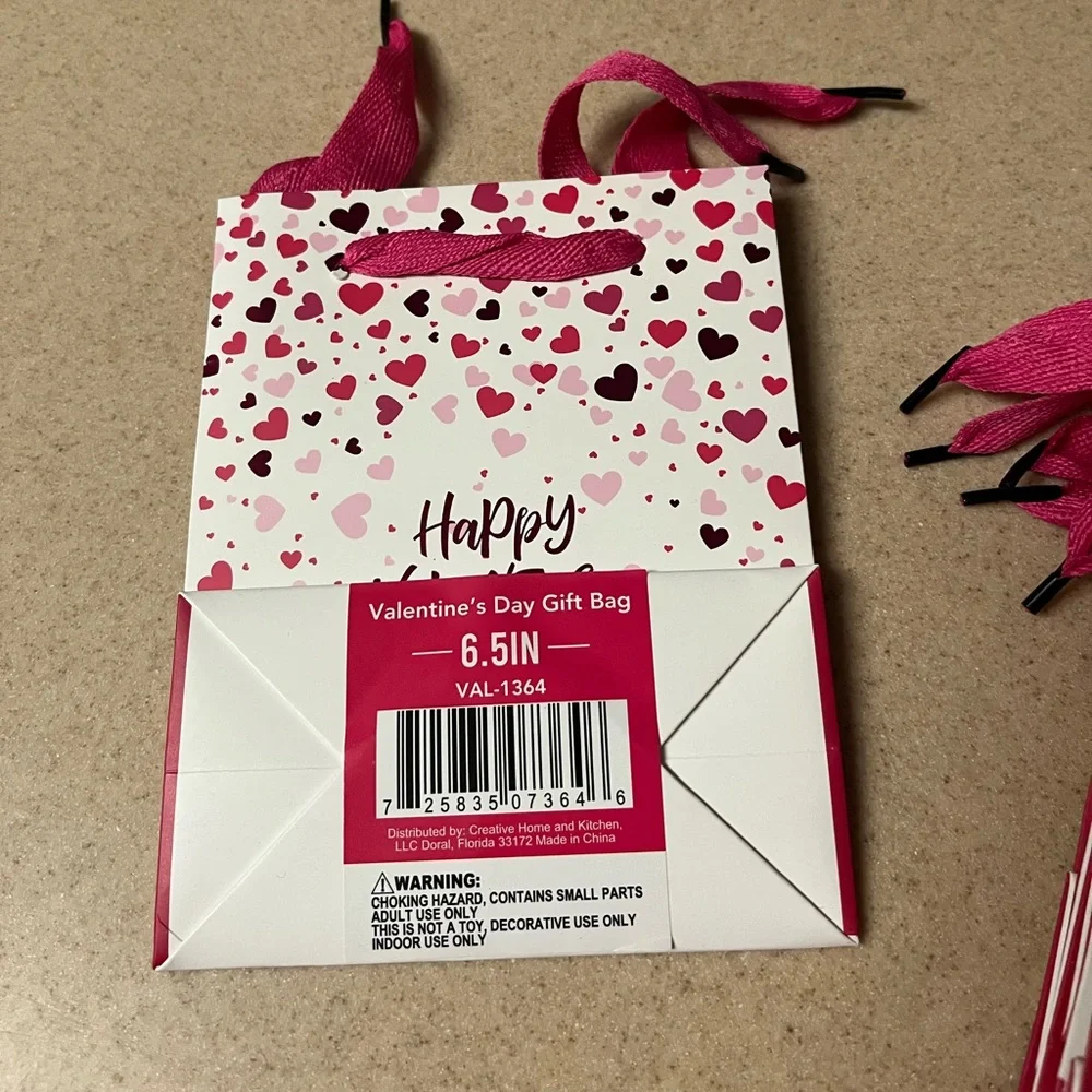 Happy Valentine’s Day Heart Hearts Party Favor Gift Bag Bundle Lot Pink Red